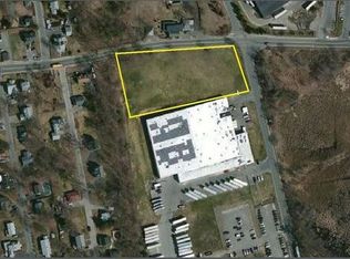 192 Pelham St, Methuen, MA 01844