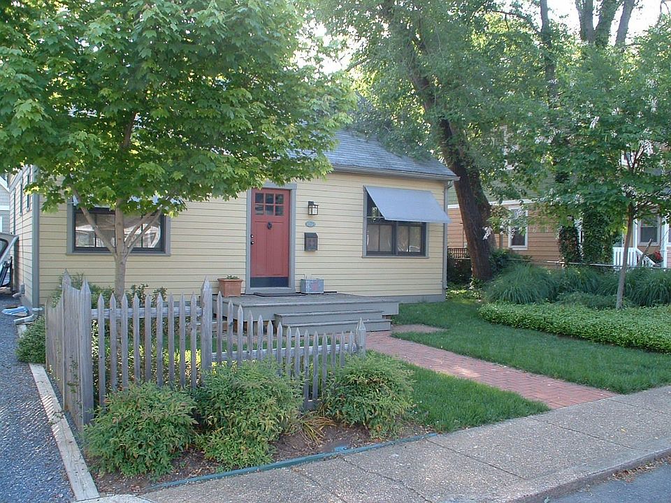 1st image of 103 Roosevelt Ct