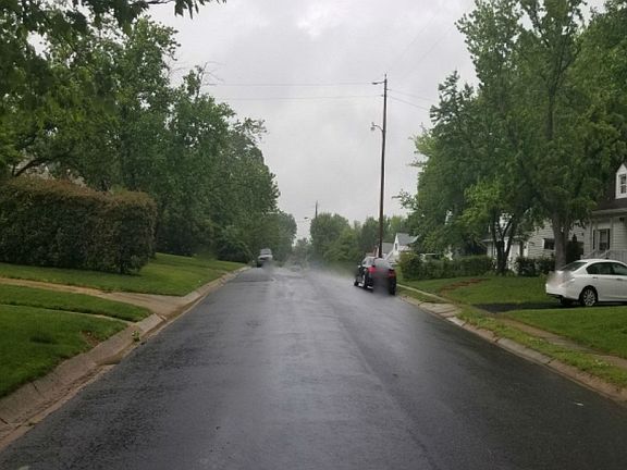 4th image of 6925 Duke Dr