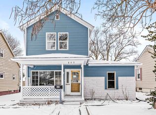 809 S Logan St, South Bend, IN 46615