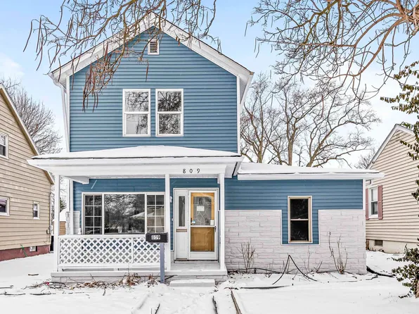 809 S Logan St, South Bend, IN 46615