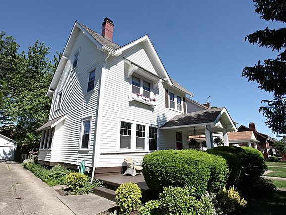3rd image of 2050 McKinley Ave