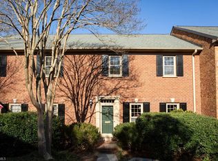 402 B Fisher Park Cir, Greensboro, NC 27401