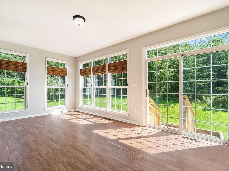 3603 Carolina Ct — Photo 9