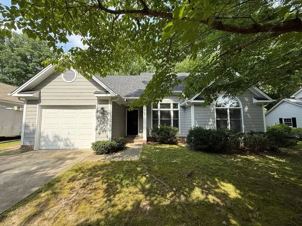 707 Clay Hill Dr, Knightdale, NC 27545