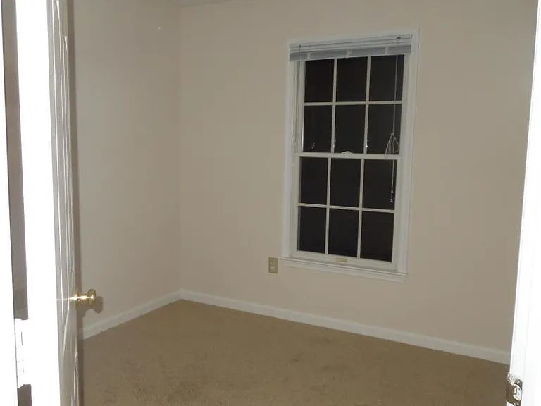 3945 Kathryn Jean Ct — Photo 31