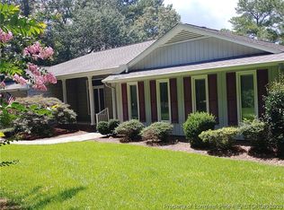 688 Azalea Dr, Vass, NC 28394