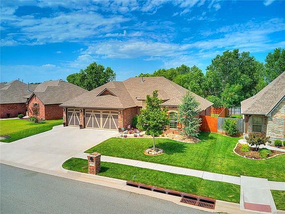 4th image of 13909 Savannah River Way