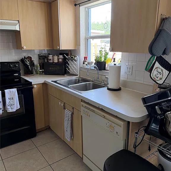 4030 Dalwood Dr — Photo 6
