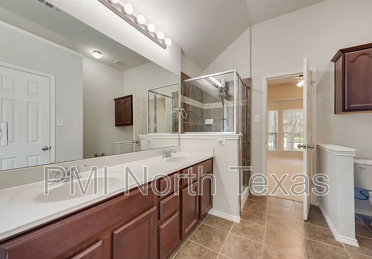 12608 Red Hawk Dr — Photo 14