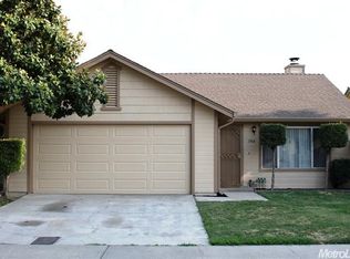 1904 Amsterdam Ln, Modesto, CA 95356