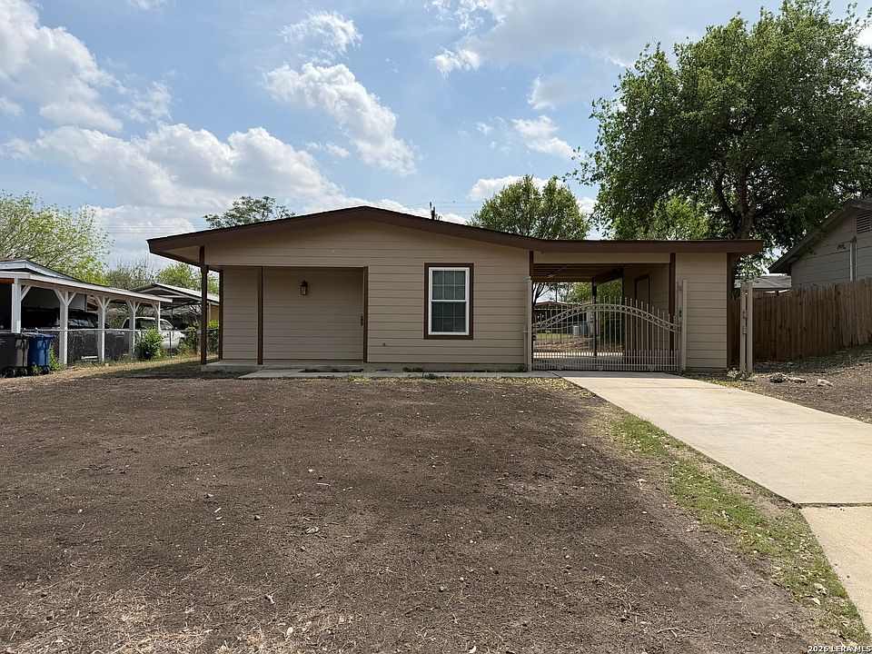 1st image of 5914 Fir Valley