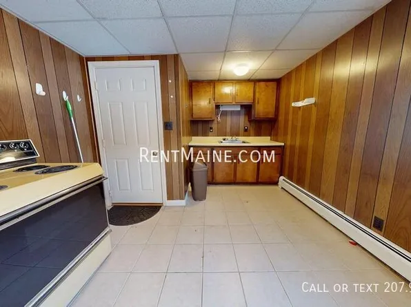 282 Main St APT 6, Waterville, ME 04901