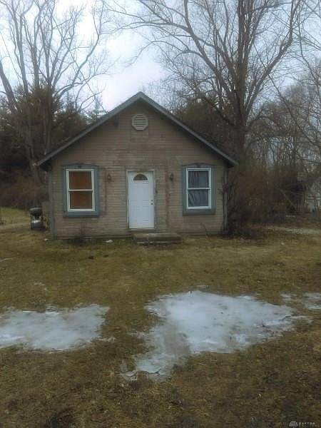 1st image of 8 Wetz Ln