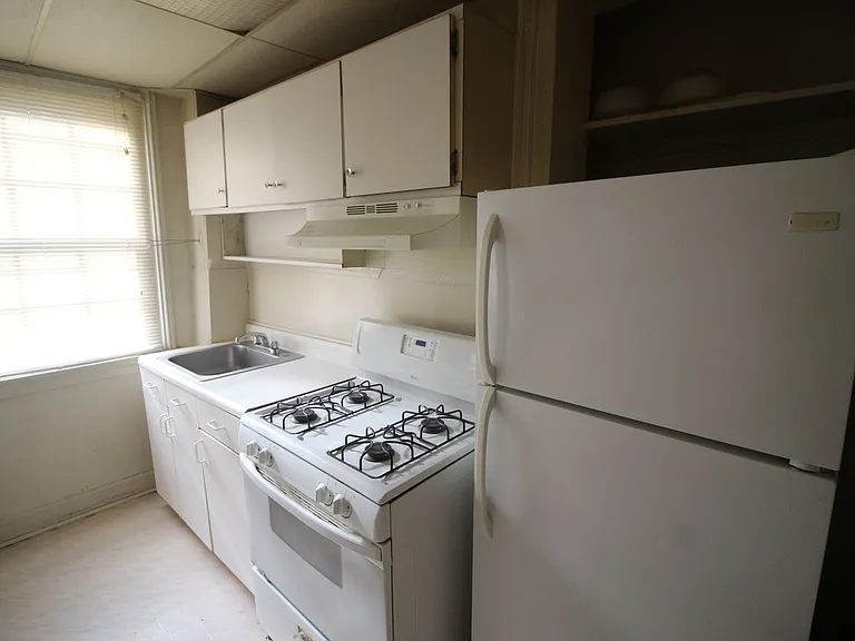 710 Saint Paul — Photo 10