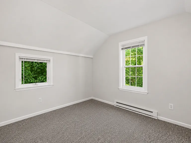177 Davis Ave #3 — Photo 10