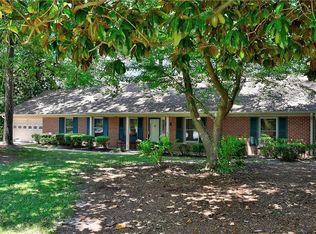 837 Five Point Rd, Virginia Beach, VA 23454