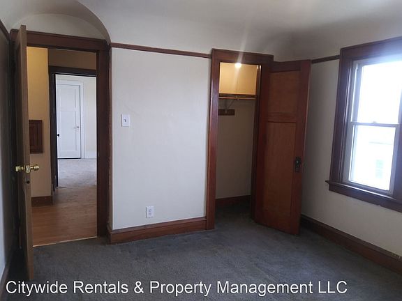 4th image of 5411 W Lisbon Ave #5411