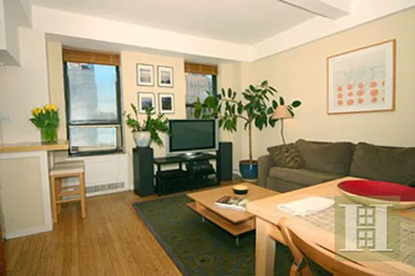 Rented by Halstead Real Estate | media 25