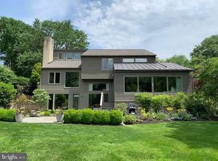 2 Timber Fare Dr, Spring House, PA 19477