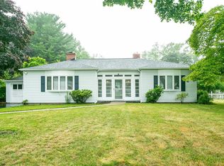 41 Parkside Cres, Rochester, NY 14617