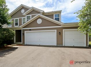 416 Merganser Ct, Lindenhurst, IL 60046