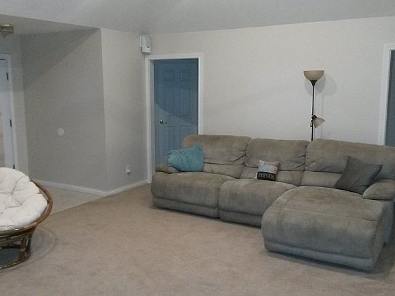 2nd image of 823 S Melchoir Dr W