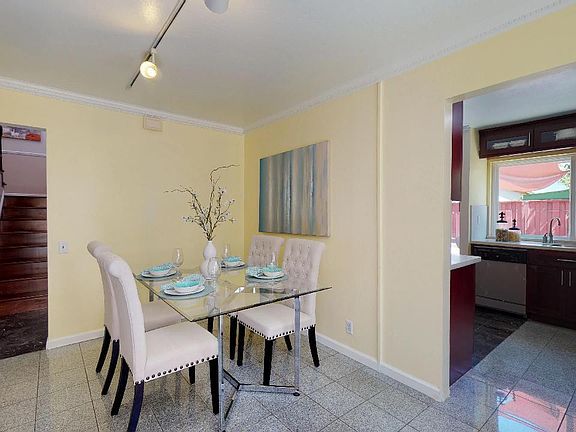 5th image of 2161 Calle De Primavera