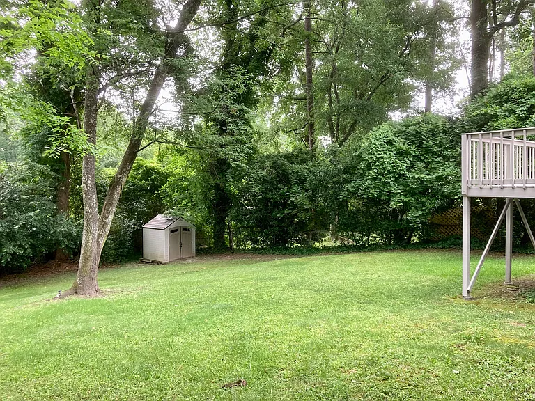 1490 N Druid Hills Rd NE — Photo 16