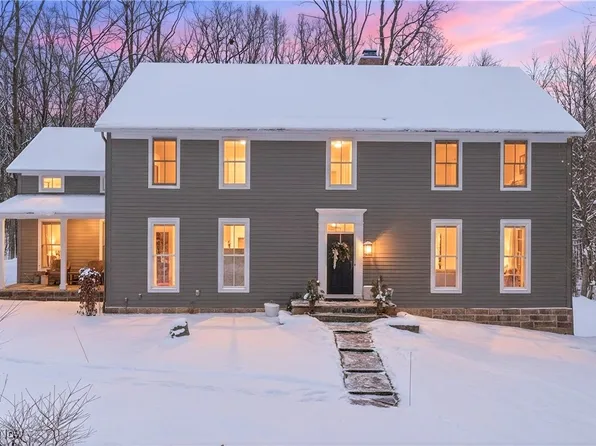 2265 Rollingwood Dr, Medina, OH 44256