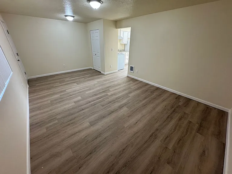 2215 Elm St SW — Photo 48
