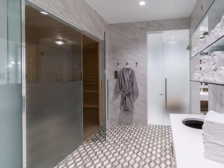 7843 Villa D Este Way — Photo 117