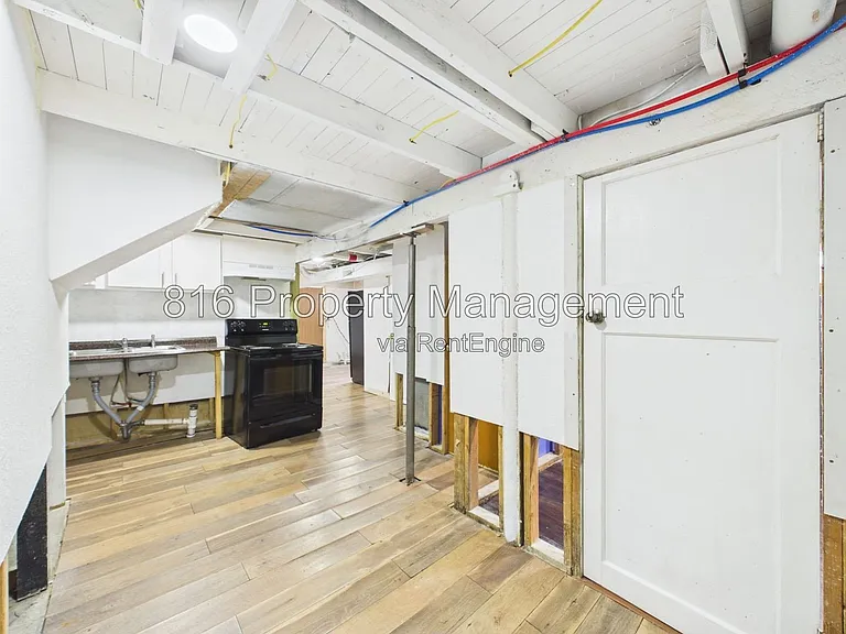 810 S Woodland Ave — Photo 16