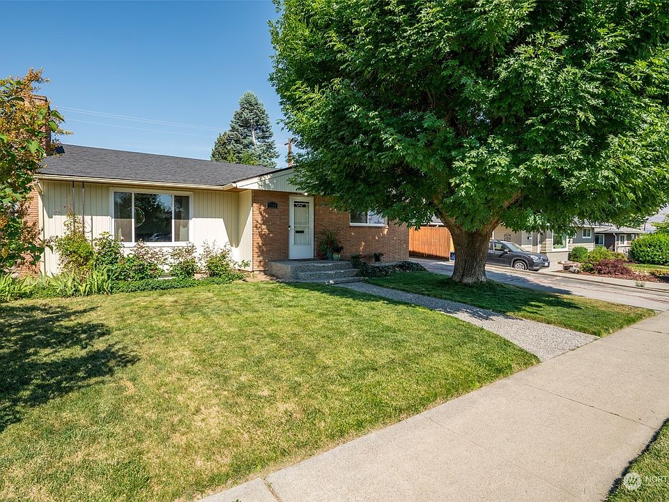 1st image of 1108 Rosewood Avenue