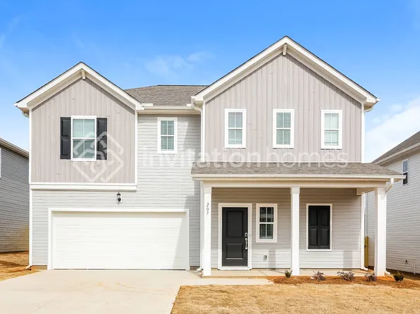 207 White Fields Ave, Fountain Inn, SC 29644