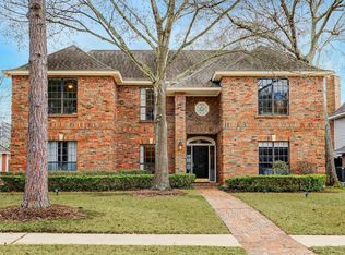 410 Crestwood Dr, El Lago, TX 77586