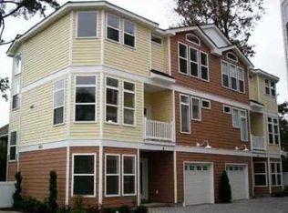 4813 Lake Dr, Virginia Beach, VA 23455