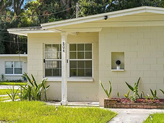 5th image of 804 W CONCORD STREET