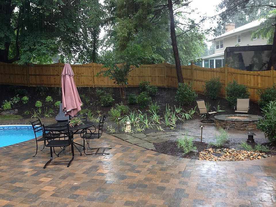 2nd image of 110 Briarcliff Ln