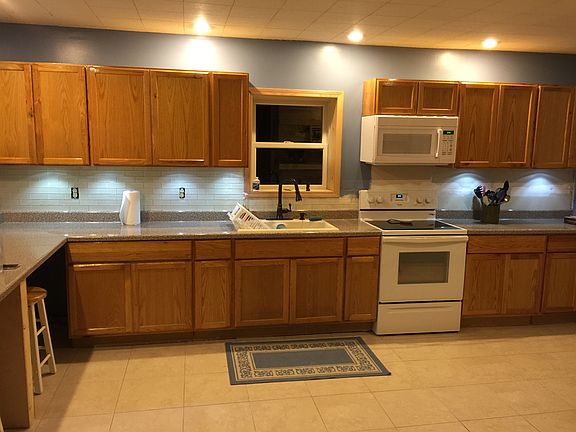 New Kitchen - 17'x13'