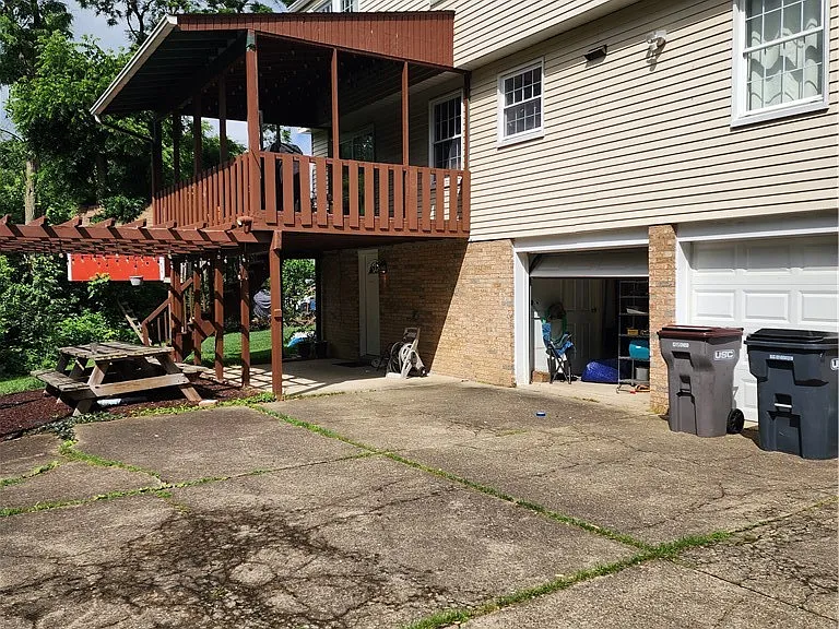 1376 Pheasant Cir — Photo 3