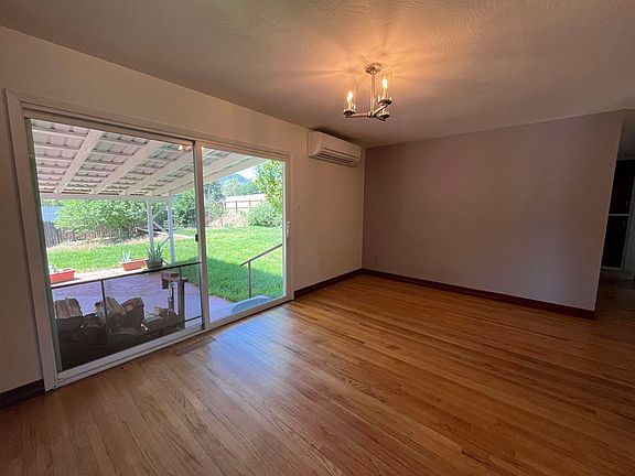 4th image of 1101 Northridge Dr