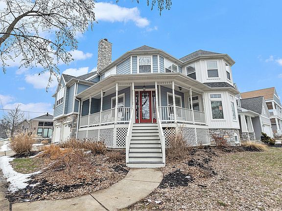 2nd image of 301 Erie St