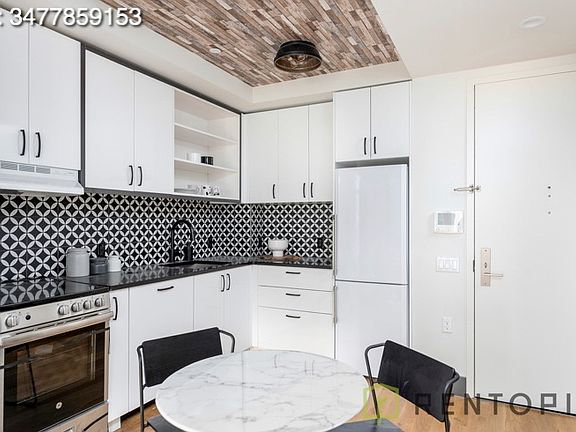 3rd image of 889 Bushwick Ave #322
