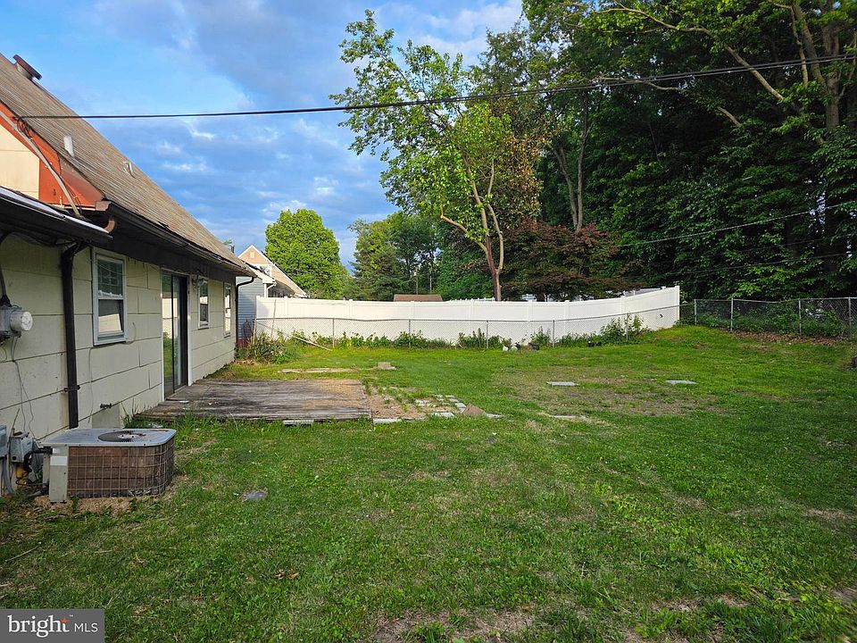33 Evergreen Dr, Willingboro, NJ 08046 | Zillow