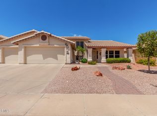 2724 E South Fork Dr, Phoenix, AZ 85048
