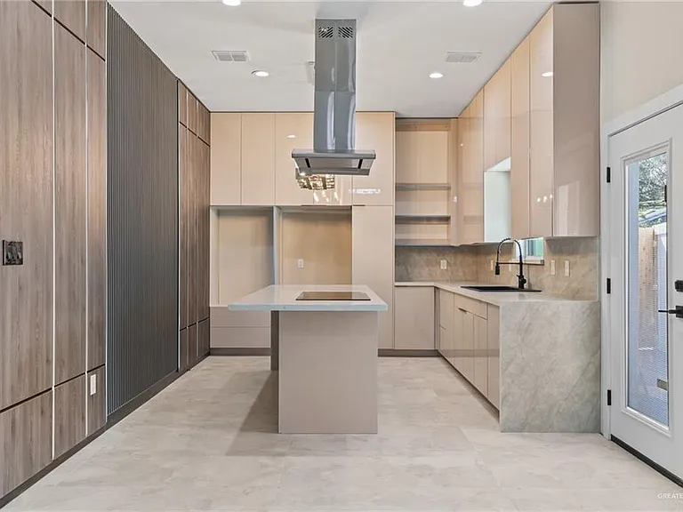 509 Ithaca Ave — Photo 4