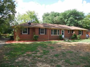 4111 McClain Ln NW, Huntsville, AL 35810