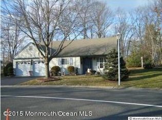 136 Morning Glory Ln, Whiting, NJ 08759