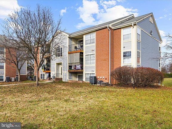 3rd image of 107 Water Fountain Way Unit 103